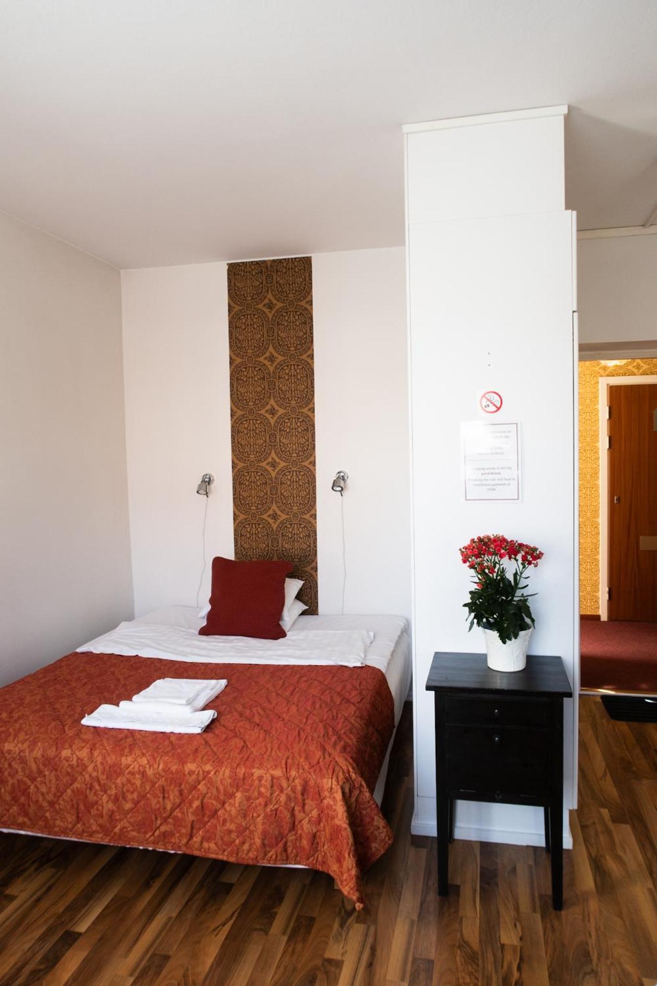 Hotel Homeland Tampere Bagian luar foto